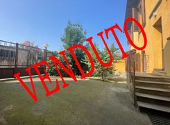 Casa indipendente in vendita