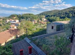Casa indipendente in vendita