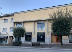Negozio/Locale commerciale in vendita