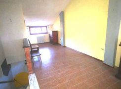 Casa indipendente in vendita