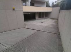 Box/posto auto in vendita