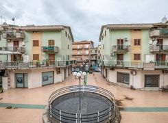 Appartamento in vendita