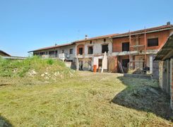 Casa indipendente in vendita