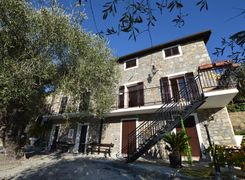 Casa indipendente in vendita