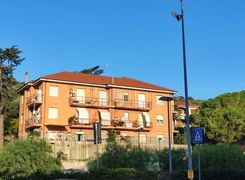 Trilocale in vendita