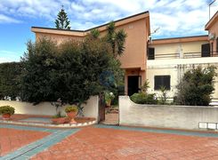 Casa Bi/Trifamiliare in vendita
