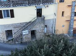 Trilocale in vendita