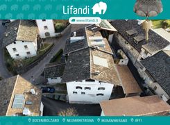 Trilocale in vendita