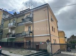 Trilocale in vendita