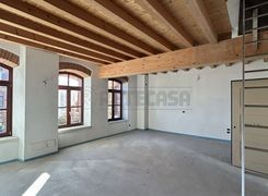 Appartamento in vendita