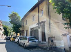 Appartamento in vendita