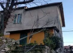 Trilocale in vendita
