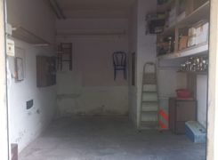 Box/posto auto in vendita