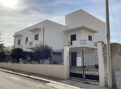 Casa Bi/Trifamiliare in vendita