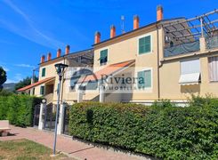 Trilocale in vendita