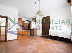 Trilocale in vendita