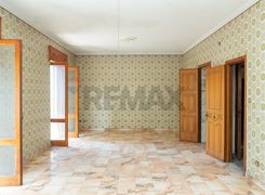 Appartamento in vendita