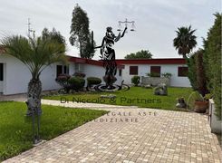 Villa in vendita