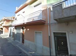 Casa indipendente in vendita