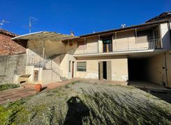 Casa indipendente in vendita