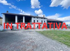 Casa indipendente in vendita