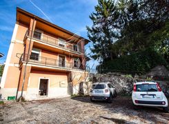 Casa Bifamiliare in vendita