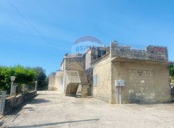 Casa indipendente in vendita