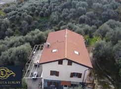 Casa Bi/Trifamiliare in vendita