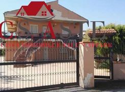Villa in vendita