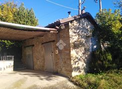Casa indipendente in vendita