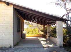 Casa indipendente in vendita