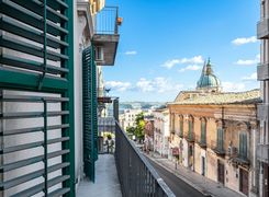 Casa indipendente in vendita