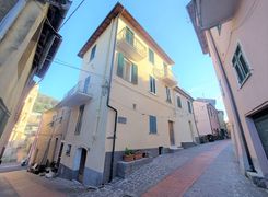 Quadrilocale in vendita