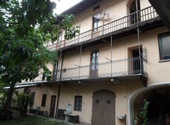 Casa indipendente in vendita