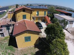 Casa indipendente in vendita