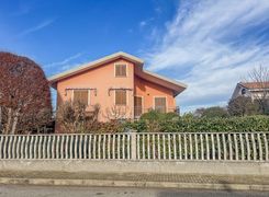 Appartamento in vendita