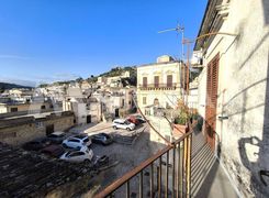 Appartamento in vendita