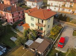 Casa Bi/Trifamiliare in vendita