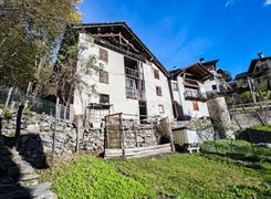 Casa indipendente in vendita