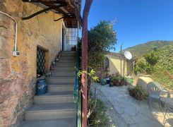 Casa indipendente in vendita