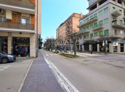 Capannone in vendita