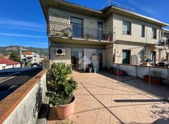 Appartamento in vendita