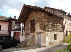 Trilocale in vendita