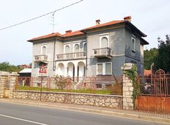 Casa indipendente in vendita