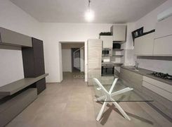 Trilocale in vendita