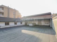 Casa indipendente in vendita