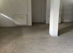 Negozio/Locale commerciale in affitto