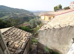 Casa indipendente in vendita