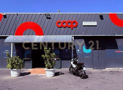 Negozio/Locale commerciale in vendita