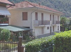 Casa indipendente in vendita